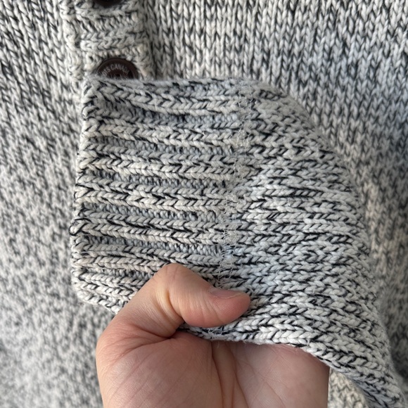 ROOTS Knit Heathered Grey 1/4 Button Down Sweater | Medium - Picture 5 of 9
